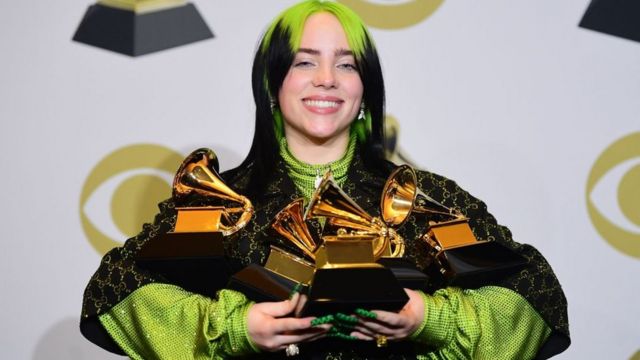 Billie Eilish con cuatro Grammys en la gala de 2020