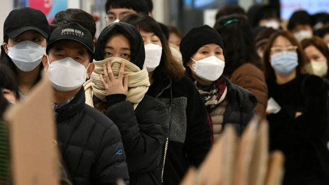 肺炎疫情：韩国确诊迫近千宗，多地封关- BBC News 中文