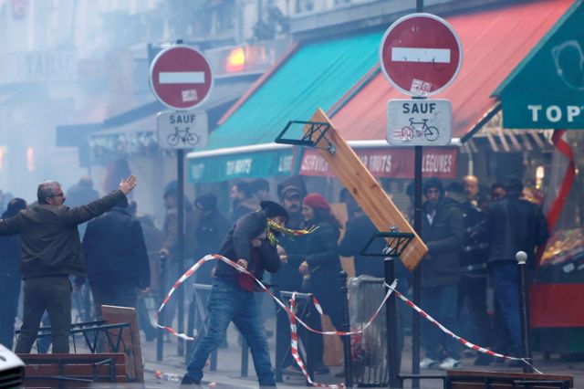 Incidents après la fusillade à Paris