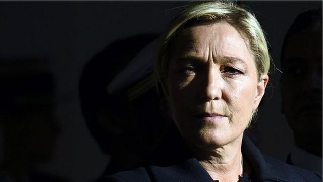 Le Pen fait polémique sur le rôle de la France pendant la période d'occupation nazie.
