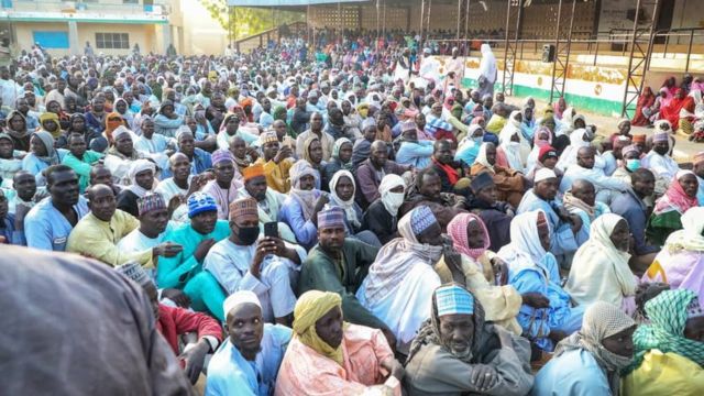 Hotunan Yadda Zulum Ya Raba Kayan Abinci A Nijar Bbc News Hausa