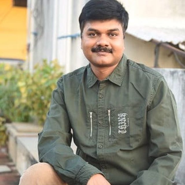lyricist viveka
