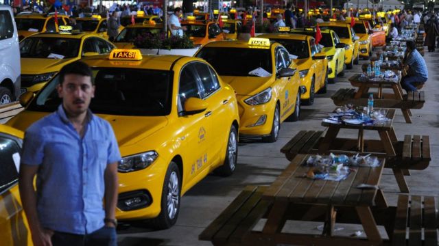 istanbul sarı taksiler