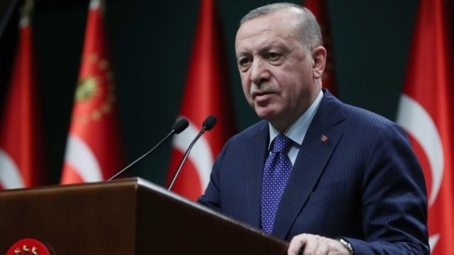 Recep Erdogan gives a speech