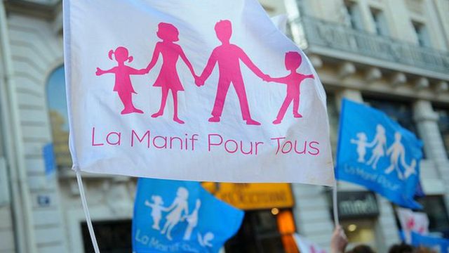 Les manifestants contre le mariage gay en France prônent la famille traditionnelle.