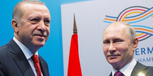 Russia's President Putin (R) and Turkey's President Erdogan, at G20 in Hamburg, July 2017