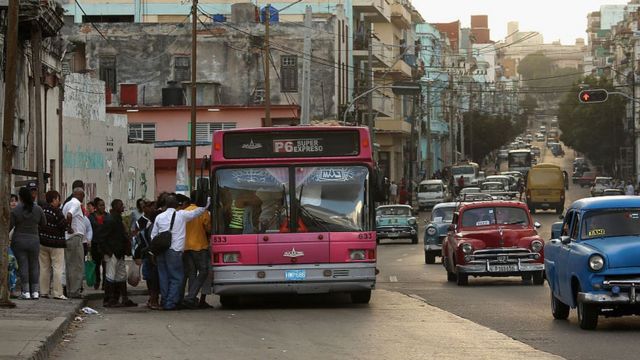 bus en La Habana