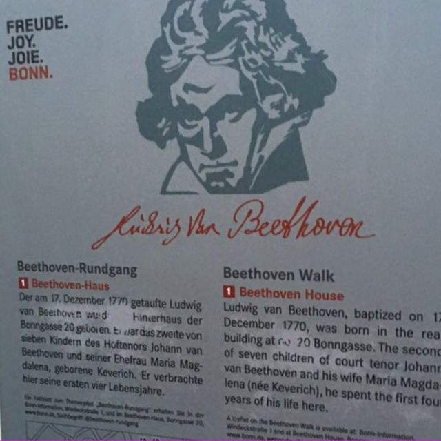 Thành cổ Bonn có căn nhà của nhạc sỹ thiên tài Ludwig van Beethoven (1770-1827).