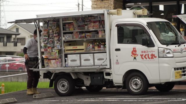 A Tokushimaru truck