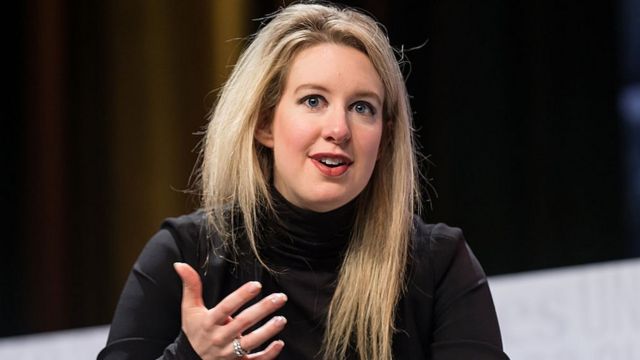 Elizabeth Holmes Como Nova Steve Jobs Foi De Queridinha Do Vale Do Silício A Culpada Por