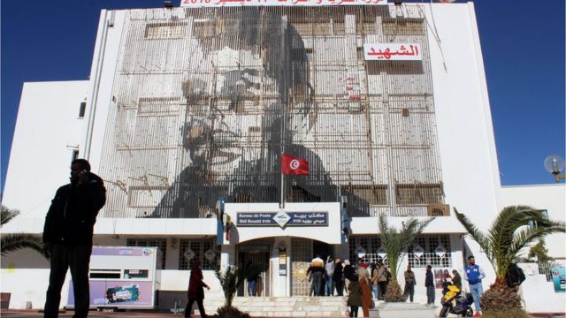 جدارية بوعزيزي في سيدي بوزيد