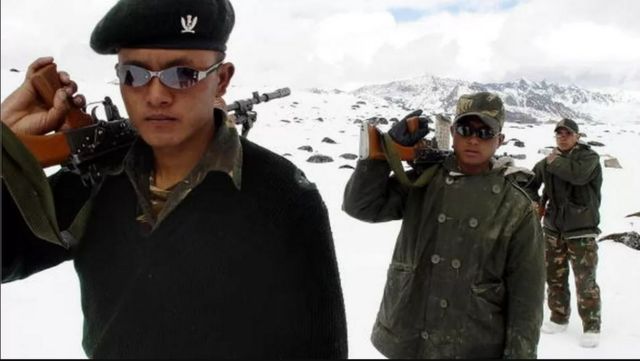 வீரர்கள்