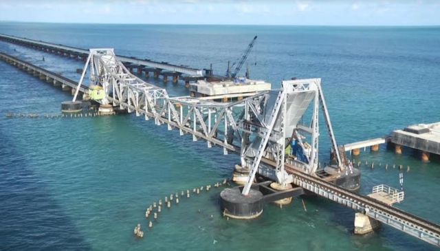 பாம்பன் பாலம்