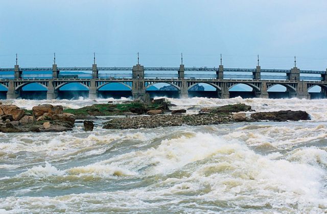 காவிரி நீர் தமிழகத்துக்கு வரவே வராதா? தமிழ்நாட்டின் முன் இருக்கும் வாய்ப்புகள் என்ன?
