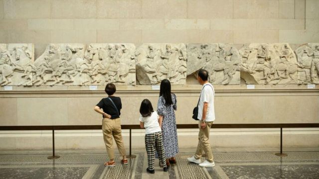 British Museum'da sergilenen duvar kabartması 
