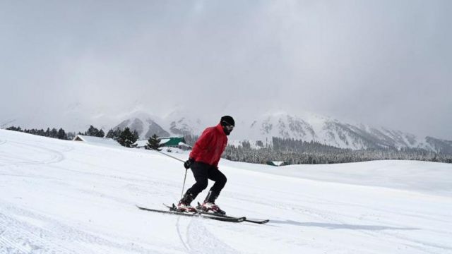 குளிர்கால சுற்றுலா 