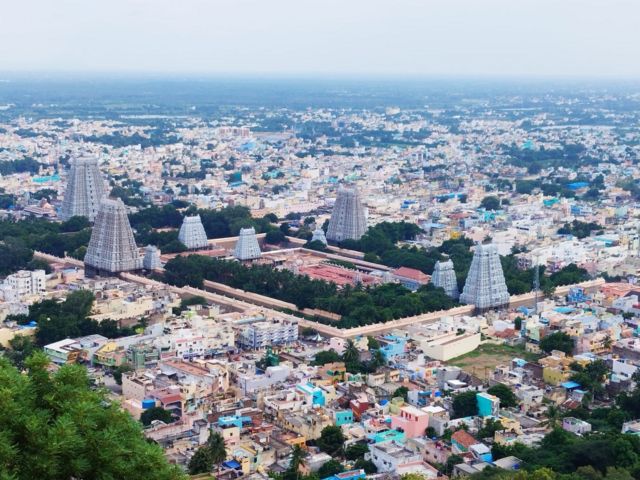 புயலை எப்படி மன்னர்கள் எதிர்கொண்டார்கள்