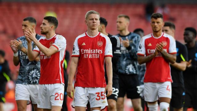 Oleksandr Zinchenko of Arsenal looks dejected following the Premier League match between Arsenal FC and Everton FC at Emirates Stadium