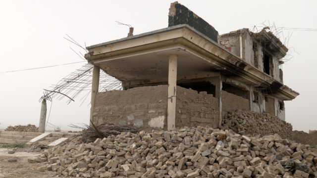 منطقة سانغين التي تضررت بشدة جراء الغارات الجوية الأمريكية أو الأفغانية