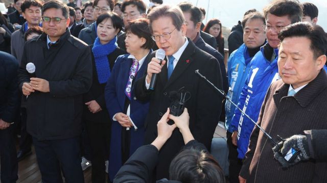 Ông Lee Jae-myung phát biểu tại Busan