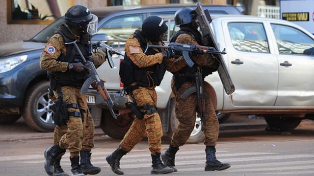 Burkina, 146 présumés terroristes recherchés