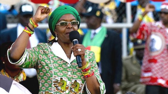 Mme Mugabe a révélé qu'elle encourage son mari à désigner son successeur.