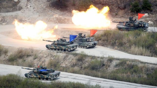 South Korean and US tanks fire live rounds during a joint live-fire military exercise near the demilitarized zone, separating the two Koreas in Pocheon, South Korea. April 21, 2017