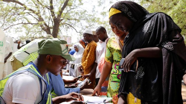 Abanyanigeria mu gihe c'amatora yo ku wa gatandatu w'indwi iheze