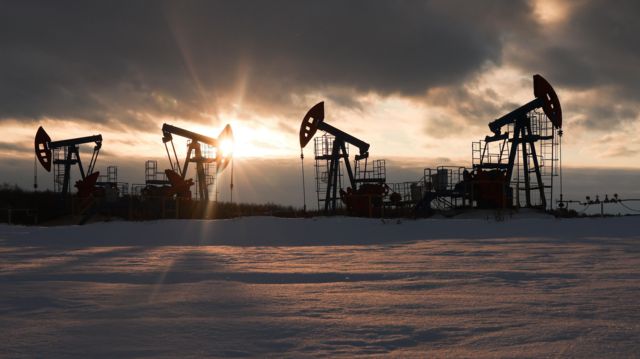 Добыча нефти на нефтегазодобывающем управлении “Елховнефть” (входит в состав ПАО “Татнефть”) на Ново-Елховском месторождении, Татарстан