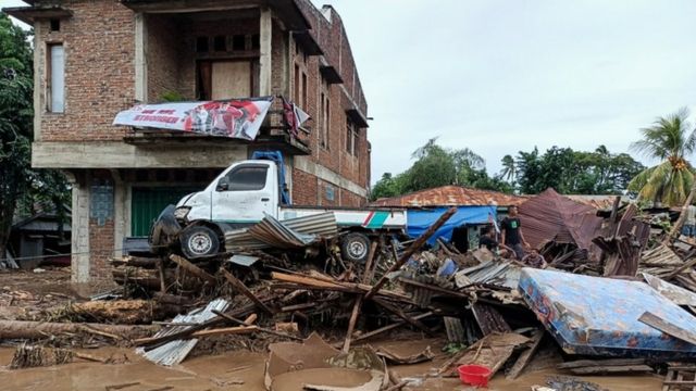 Banjir Di NTT: BNPB Ralat Data Korban Meninggal Dunia Dan Hilang ...