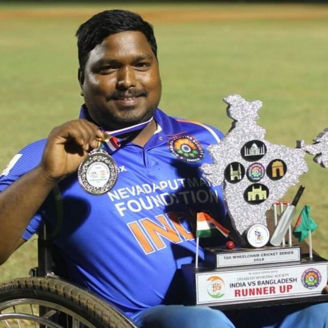 வினோத் பாபு