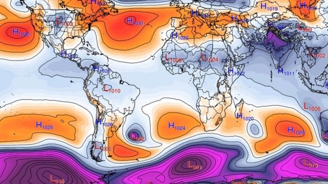 Imagem computadorizada de quinta (12/05) mostra massa de ar frio (laranja) e alta pressão ao sul do continente sulamericano