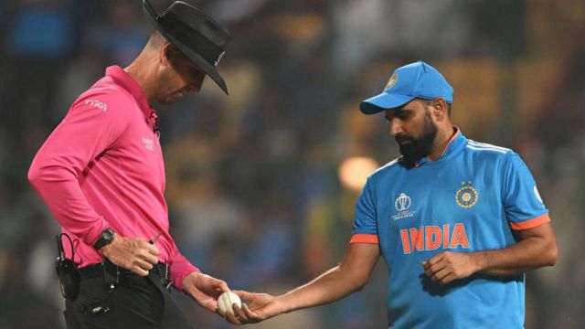 இந்தியா பந்து