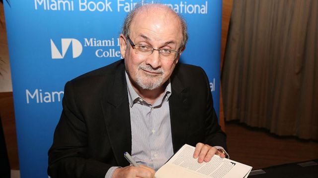 سلمان رشدی بیش از چهار دهه است که به عنوان یک رمان‌نویس موفق در دنیای ادبیات انگلیسی به جایگاهی مهم دست پیدا کرده است
