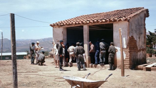 Lavandería de Vallegrande en 1967