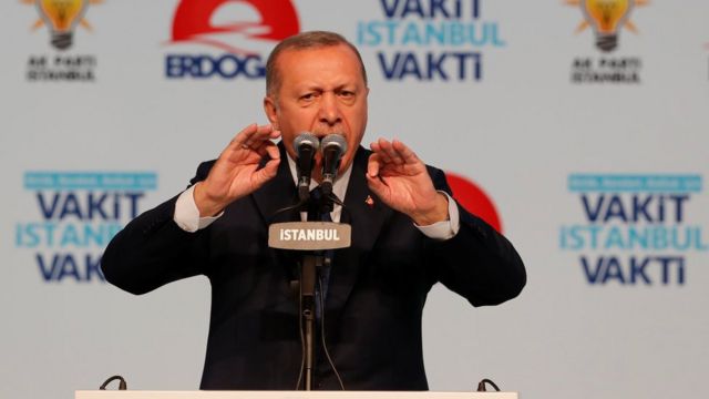 أردوغان يلقي خطابا خلال الحملة الانتخابية