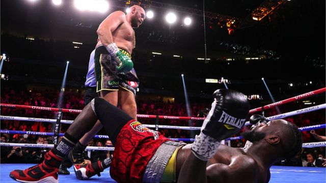 Tyson Fury Vs Deontay Wilder: How Gypsy King knock-out di American to retain im WBC and Linear heavyweight titles - BBC News Pidgin