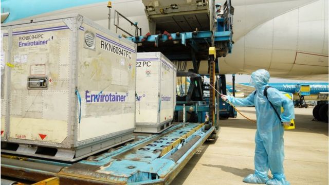 Vaccines arriving in VN on 24 Feb