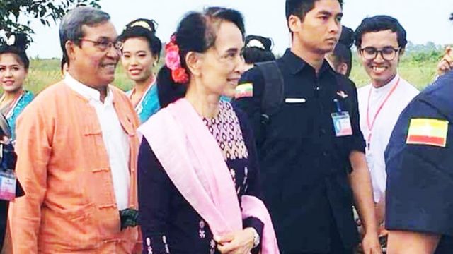 ရခိုင်ပြည်မြောက်ပိုင်းကို ဒေါ်အောင်ဆန်းစုကြည် ရောက်ရှိ