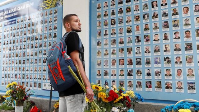 Мемориал украинским военным, погибшим в результате конфликта на востоке страны