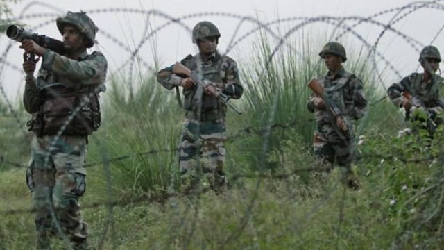 कश्मीर में भारतीय सेना के जवान