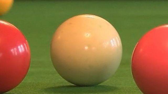 snooker balls