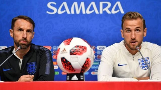 Huấn luyện viên trưởng Gareth Southgate cùng thủ quân Harry Kane trong buổi họp báo trước trận đấu.