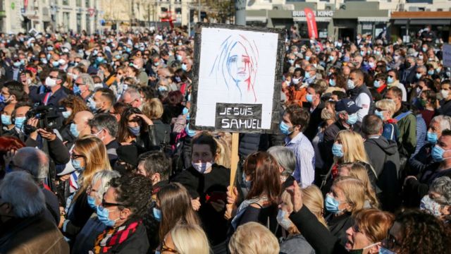 Manifestaciones en Francia tras la decapitación de Samuel Paty