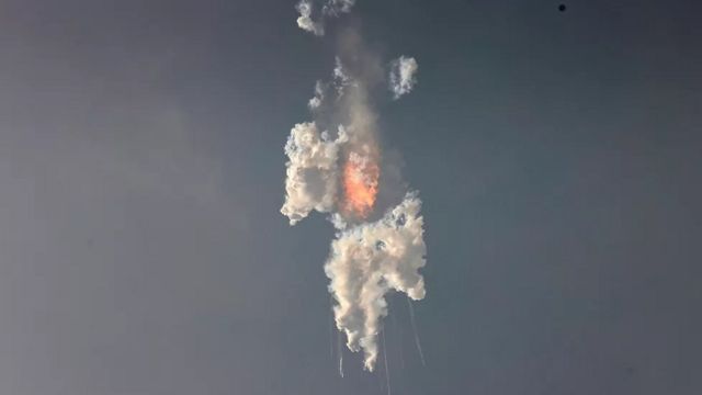 Tàu vũ trụ Starship của Elon Musk đã phát nổ chỉ vài phút sau khi rời bệ phóng