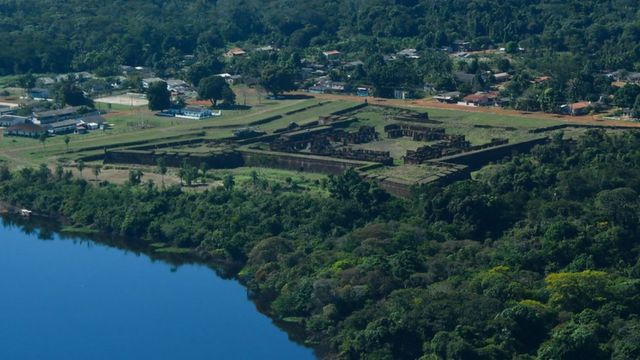 Imagem aérea do Forte Príncipe da Beira