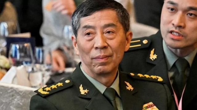 சீனாவில் களை எடுக்கிறாரா ஜின்பிங்?