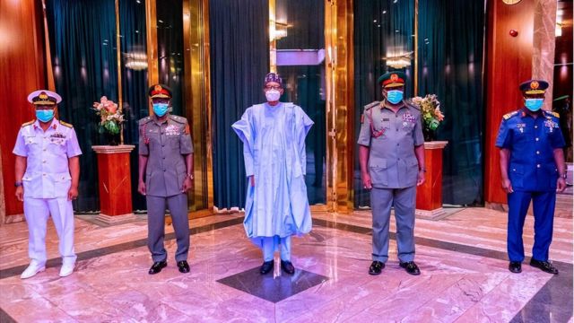 Buhari atawọn olori ileeṣẹ ọ̀mọ̀dr