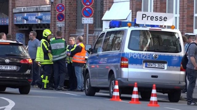 La policía en el lugar del incidente.