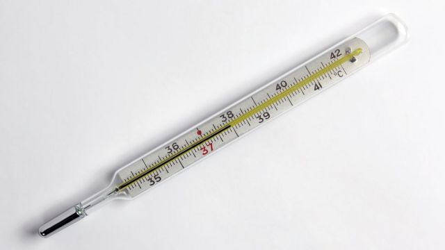 Sustituir el termómetro de mercurio por uno digital es una medida recomendada por los expertos.